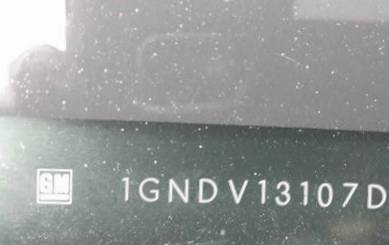 VIN prefix 1GNDV13107D1