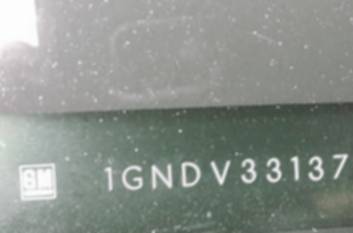 VIN prefix 1GNDV33137D2
