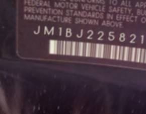 VIN prefix JM1BJ2258215