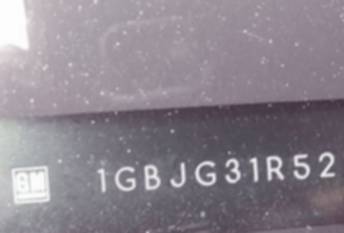 VIN prefix 1GBJG31R5211