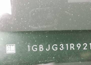 VIN prefix 1GBJG31R9211