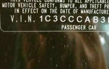 VIN 1C3CCCAB3FN701492