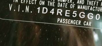 VIN 1D4RE5GG0BC648886