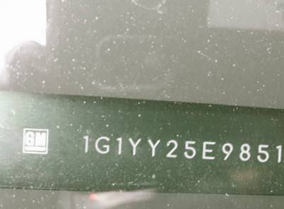 VIN 1G1YY25E985132922