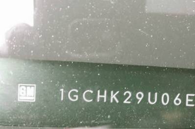 VIN 1GCHK29U06E236142