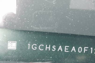 VIN 1GCHSAEA0F1229091