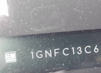 VIN 1GNFC13C67R392878