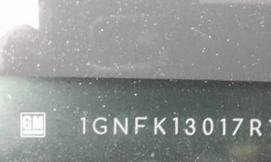 VIN 1GNFK13017R143560