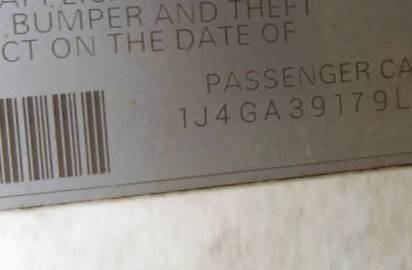 VIN 1J4GA39179L727635