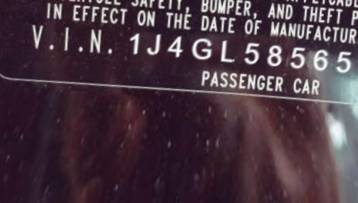VIN 1J4GL58565W650274