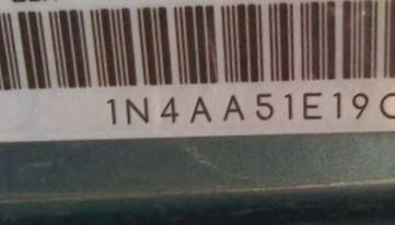 VIN 1N4AA51E19C833929