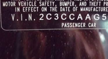 VIN 2C3CCAAG5CH114182