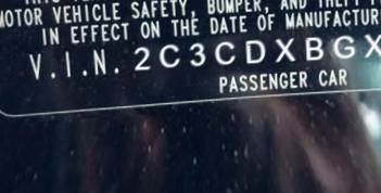 VIN 2C3CDXBGXCH203468