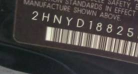 VIN 2HNYD18825H522360