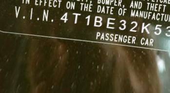 VIN 4T1BE32K53U135980