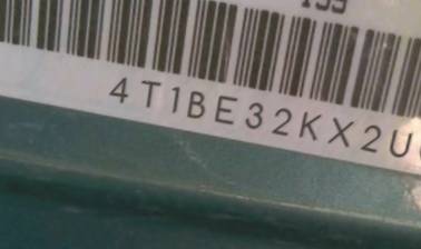 VIN 4T1BE32KX2U095829