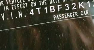 VIN 4T1BF32K12U012916