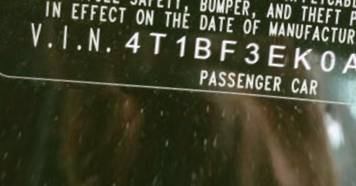 VIN 4T1BF3EK0AU085401