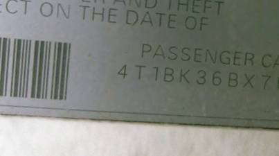 VIN 4T1BK36BX7U180440