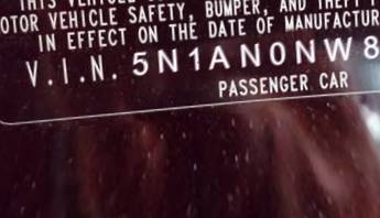 VIN 5N1AN0NW8AC526827