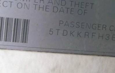 VIN 5TDKKRFH3ES016136