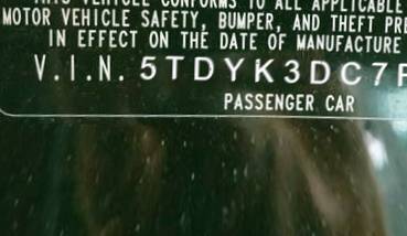 VIN 5TDYK3DC7FS601995