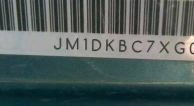VIN JM1DKBC7XG0113836