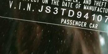 VIN JS3TD941074202091