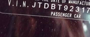 VIN JTDBT923171093417