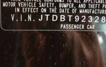 VIN JTDBT923281190014