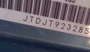 VIN JTDJT923285144638