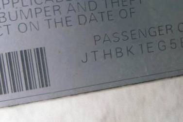 VIN JTHBK1EG5B2449145