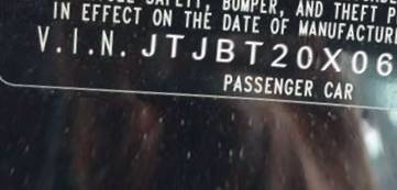 VIN JTJBT20X060109296