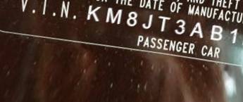 VIN KM8JT3AB1BU241179