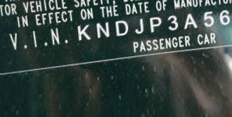 VIN KNDJP3A56E7730151