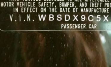 VIN WBSDX9C5XBE584463