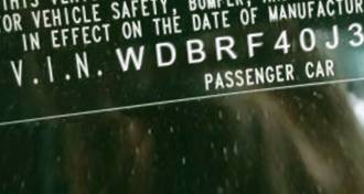 VIN WDBRF40J35F715475